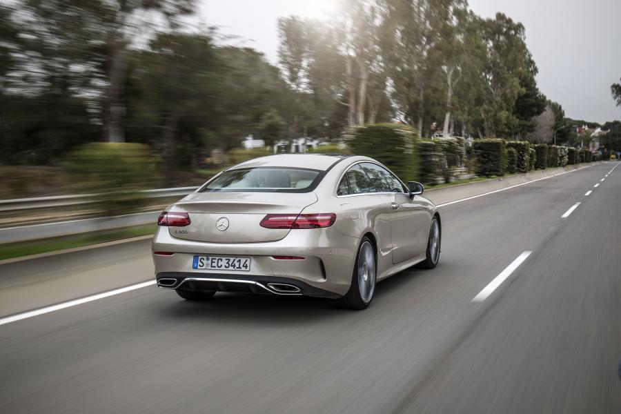  Mercedes-Benz E300 AMG Line Coupe 2017 года  (WW) (фото 3 из 20)